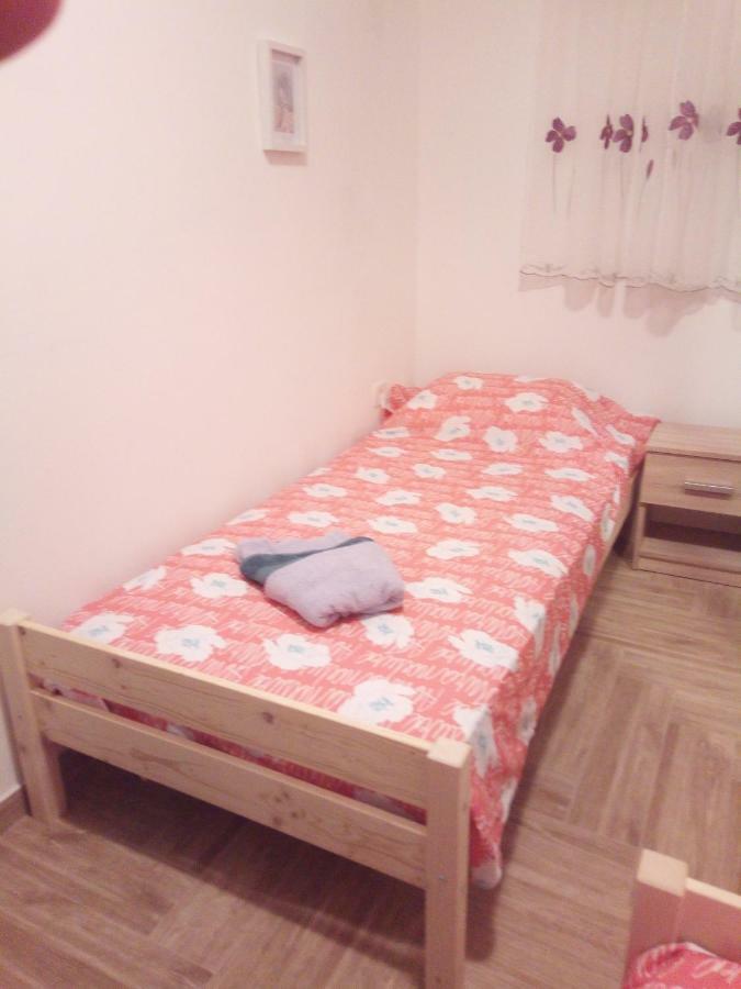 Apartmaji Matazin Črni Kal 外观 照片