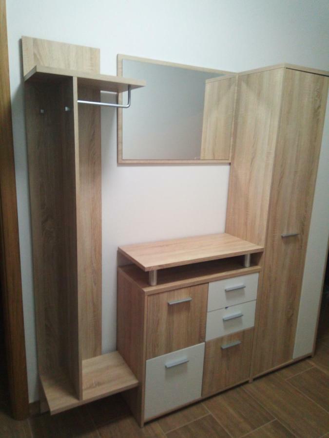 Apartmaji Matazin Črni Kal 外观 照片