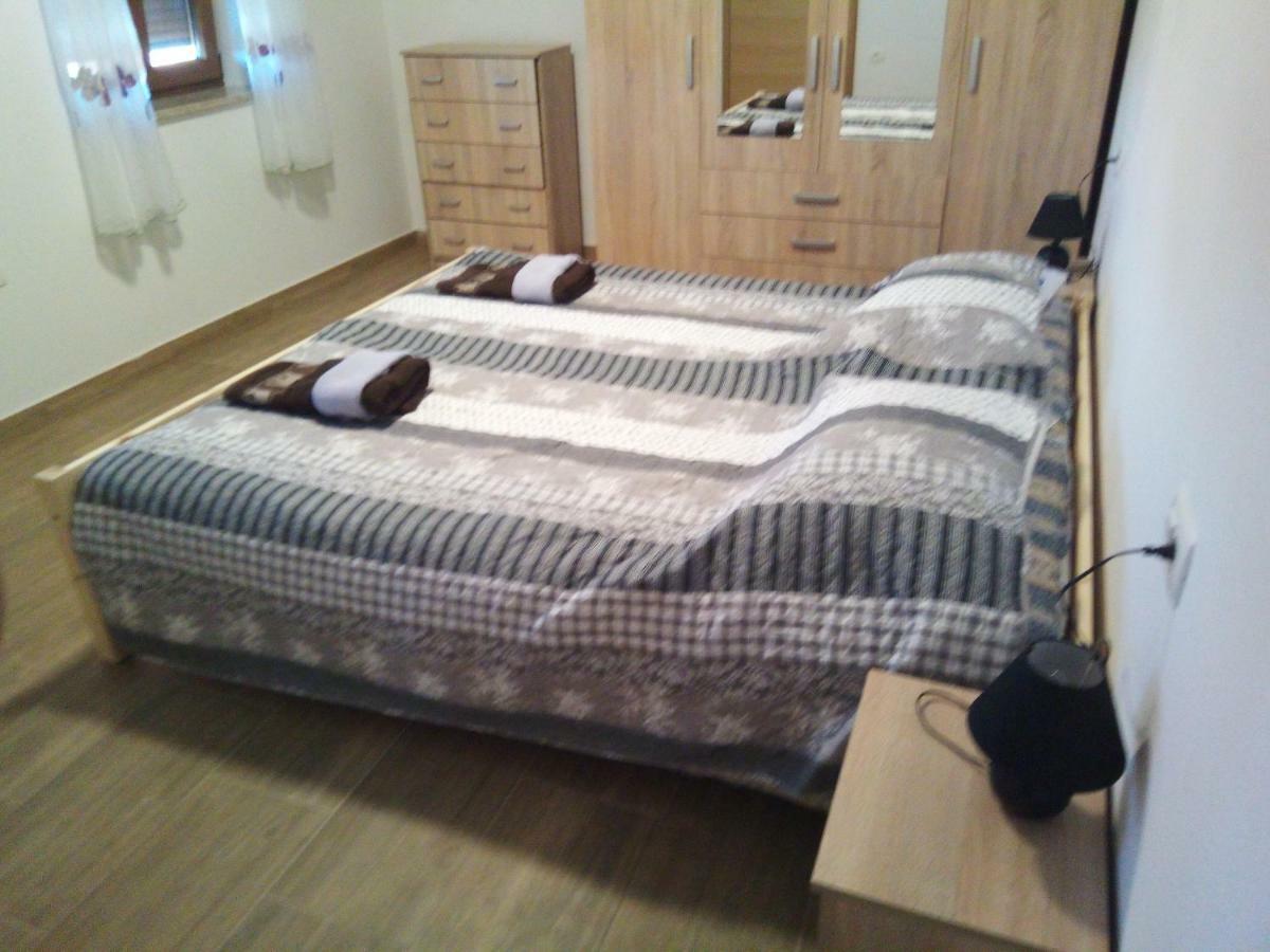 Apartmaji Matazin Črni Kal 外观 照片