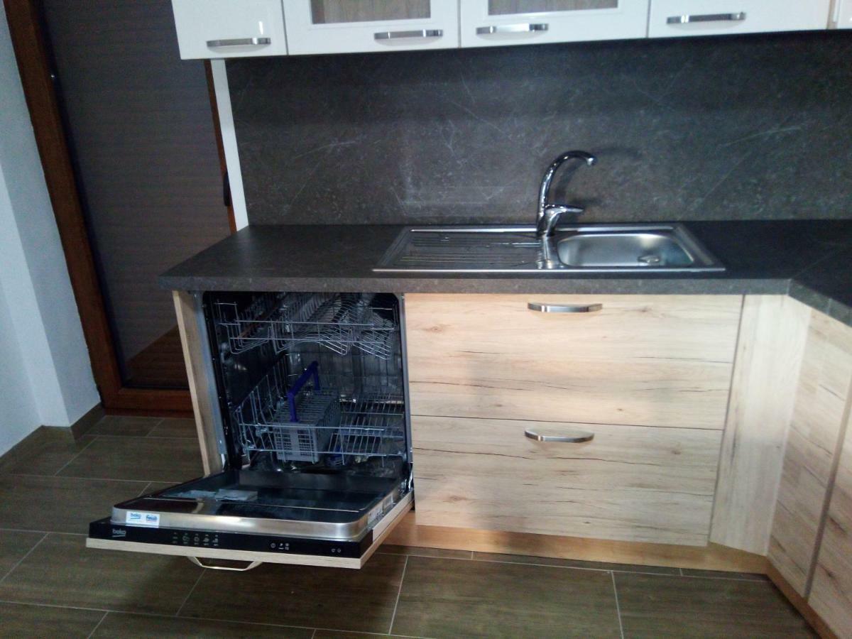 Apartmaji Matazin Črni Kal 外观 照片